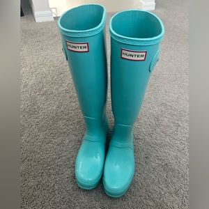 Glossy Hunter Boots